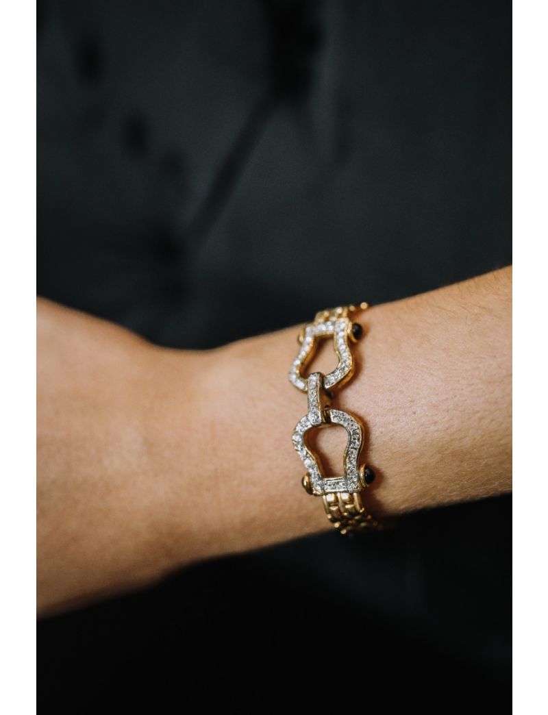 Pulseira em aço com brilho